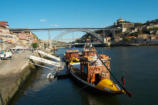 Dom Luis I bron från Portos hamn