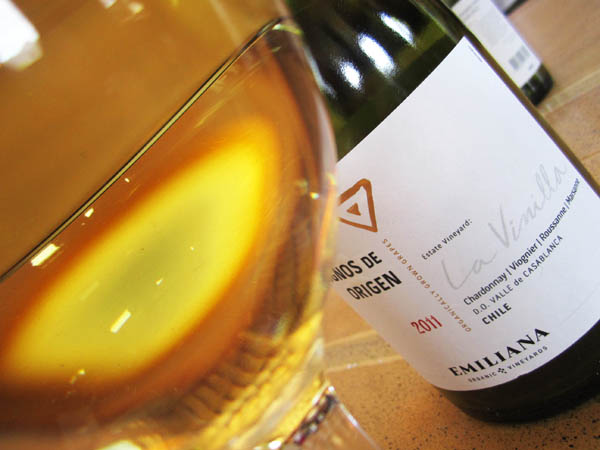 Signos de Origen La Vinilla Chardonnay Viognier Roussanne Marssanne 2011 Valle de Casablanca