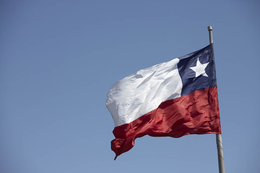 Chilenska flaggan vajar i Santiago