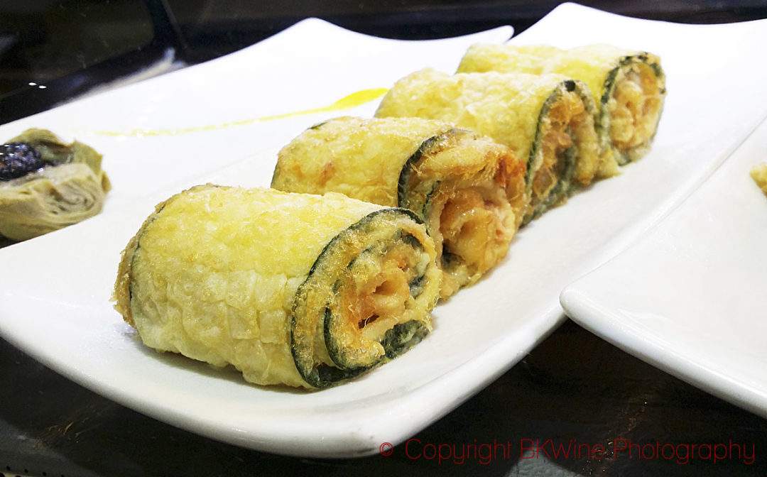 Tapas: grönsaksrullar tempura