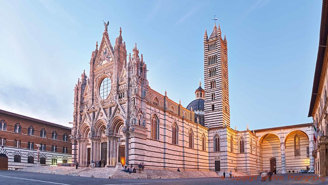 Katedralen, Il Duomo, i Siena är imponerande och elegant