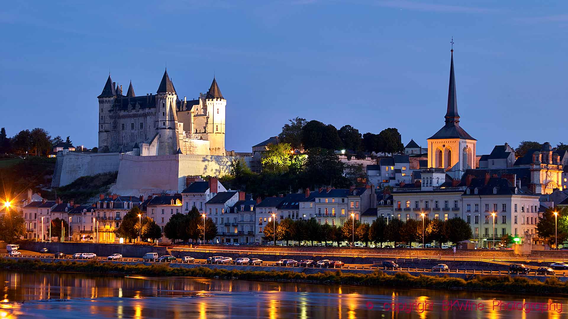 Ett av de många vackra slotten längs Loirefloden, detta i staden Saumur